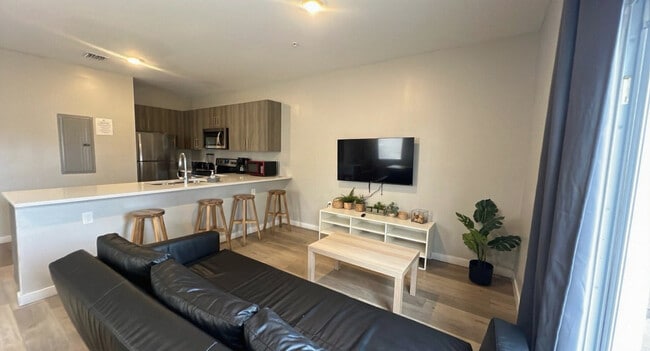 Photo - 171 NW 158th St Unidad SI FL1-ID1022253P