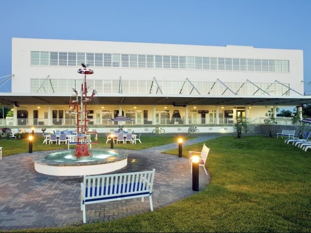 Art-filled Outdoor Space