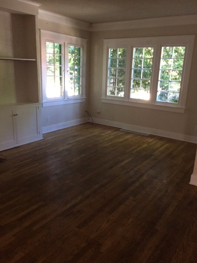 Photo - 127 NW 26th St