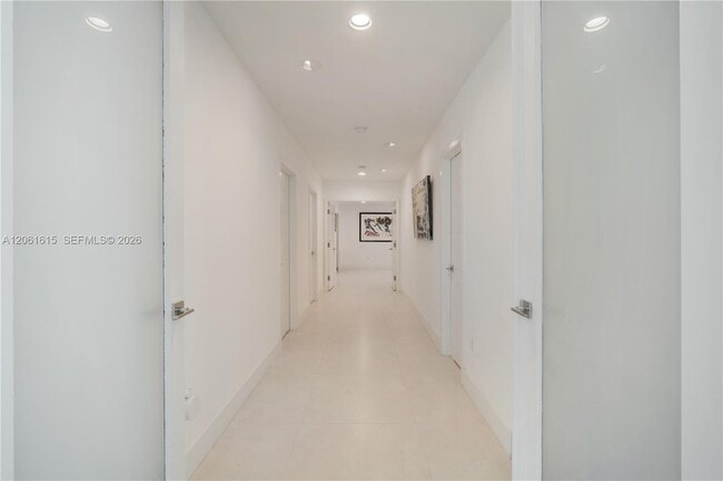Photo - 324 Caribbean Rd