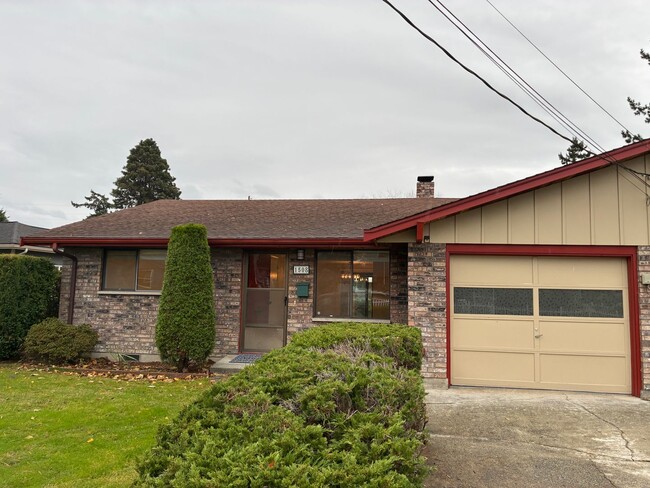 Building Photo - 1506 Skagit St Unit 1508