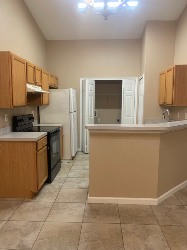 Photo - 10 Emerald Ln