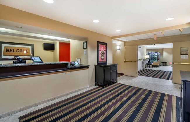 Furnished Studio-Seattle - Bothell - Canyon Park