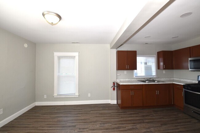 Photo - 111-113 S West St Mishawaka Unit 113 1/2 S. West St.