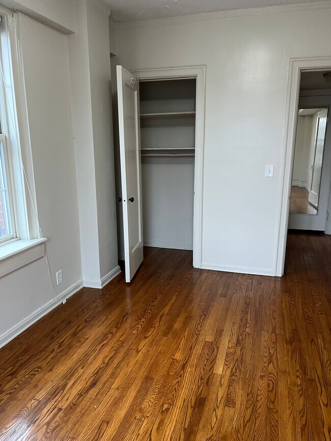 Parkview Apartments LLC