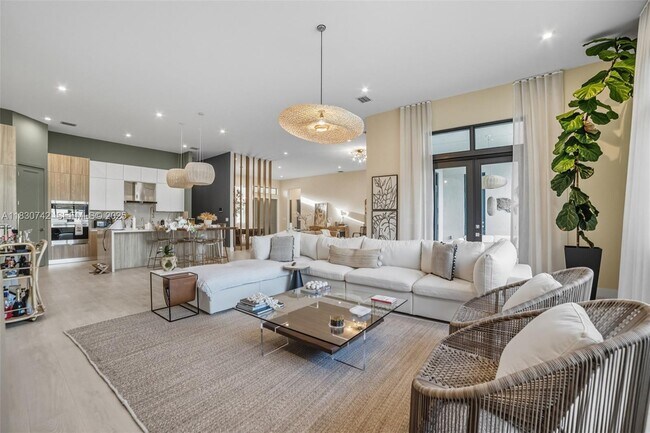 Photo - 5000 SW 159th Ave