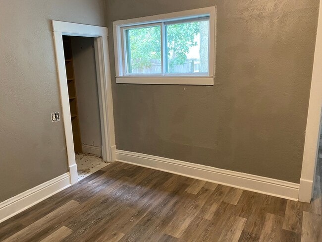 Photo - 317 N 4th Ave Unit Lower