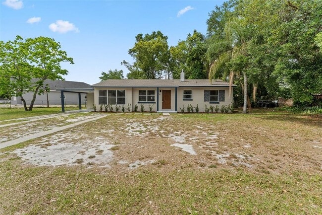 Building Photo - 1218 Crescent St