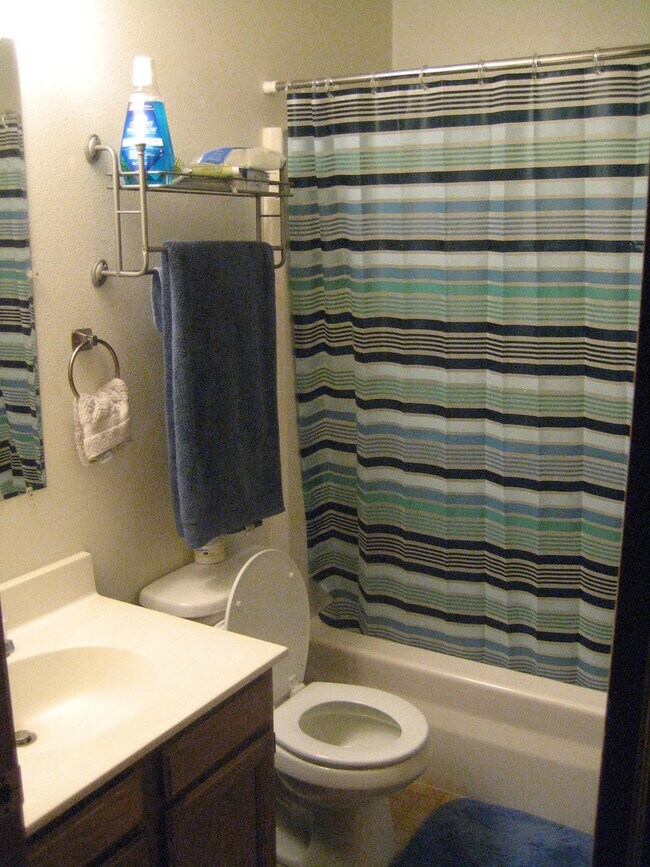 Photo - 1 Bedroom, 1 Bath Condo on Iowa City's West Side Unit 3