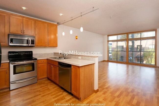 Photo - Light Filled One Bedroom Condo In Gresham! Unit 287 NE 3rd Street - 204