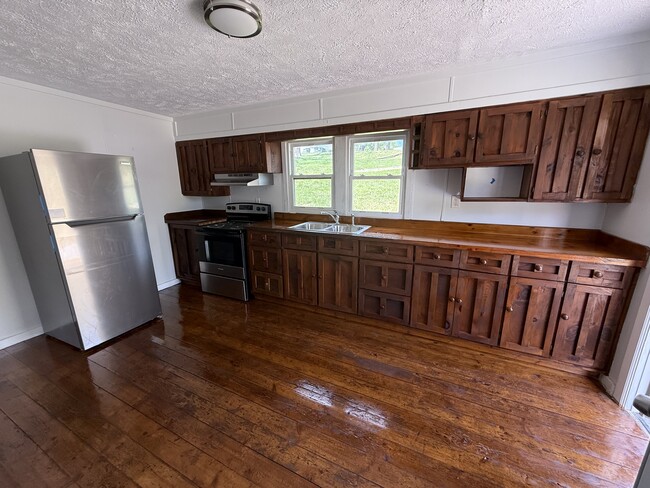 Photo - 5740 Dodson Ferry Rd