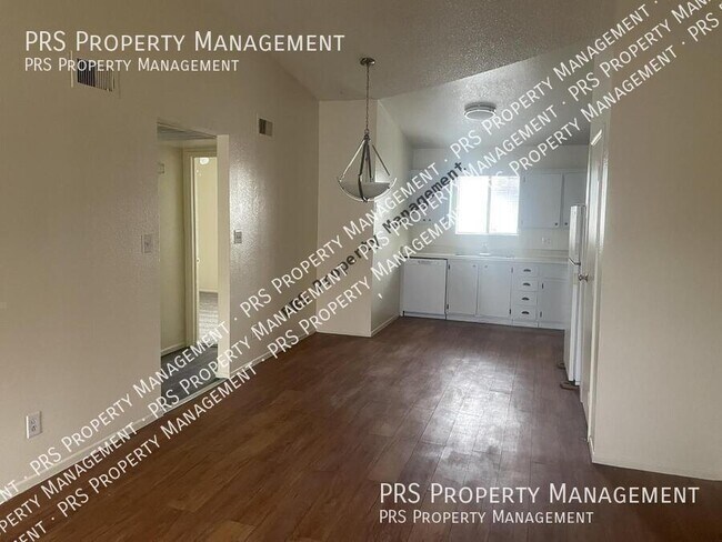 Photo - 465 W Ivyglen St Unit 465 #224 W Ivyglen Street