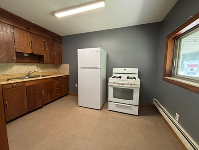 Photo - 2 Bed | 1 Bath | Value Rental Unit Willey St - B