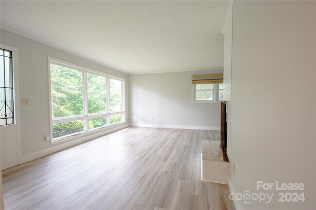 Photo - 111 Clement Dr