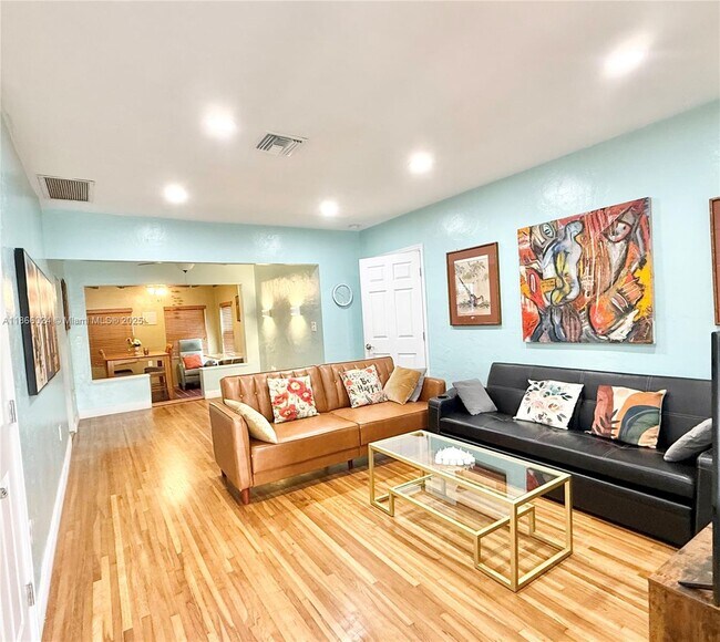 Photo - 1509 N 17th Ave