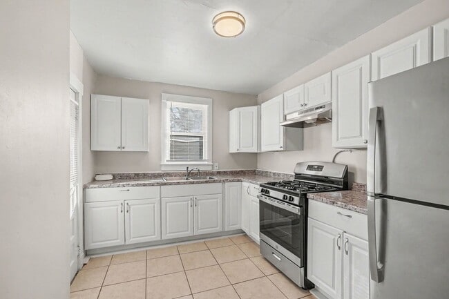 Photo - Beautiful 2 Bedroom 1 Bathroom house in Kansas City!