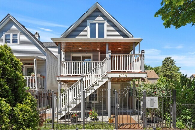 Building Photo - 2118 N Kilpatrick Ave Unit 2 Rental