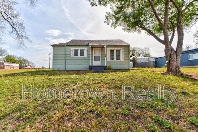 Building Photo - 924 N Broad St