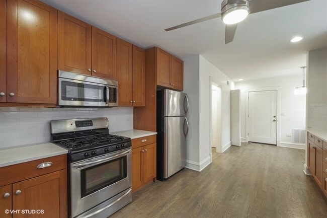 Photo - 1324 Dewey Ave Unit G