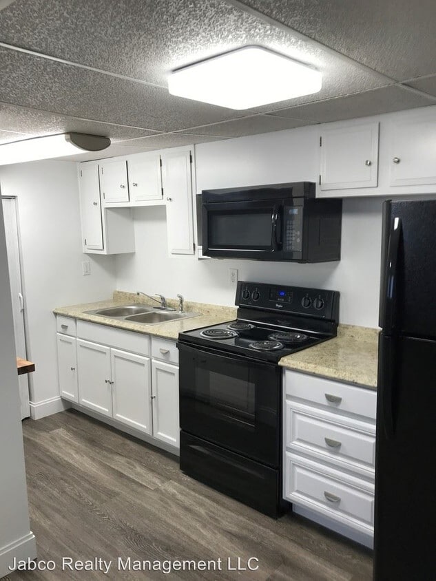 409 E Howard St Unit 1