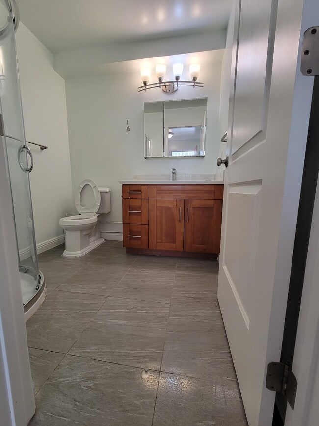 Photo - 614 Grand Ave Unit B