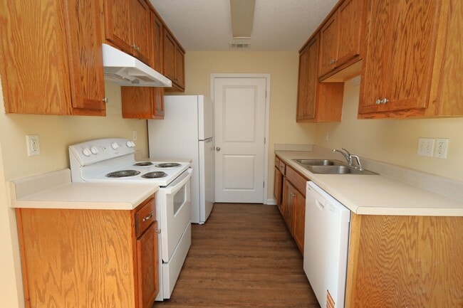 Photo - 1801 Chestnut Dr