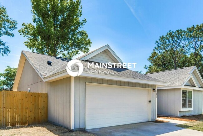 Photo - 3 Bedroom Pet-Friendly Home in Jacksonvill...