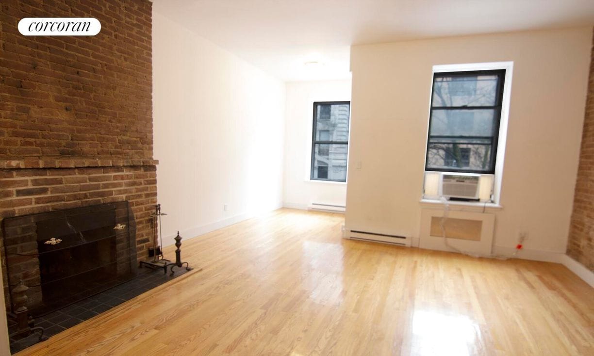 Photo - 305 W 84th St