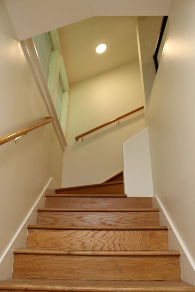 Photo - 2400 SW Hoffman Ave Unidad 4