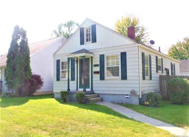 Building Photo - 19104 Kenosha St