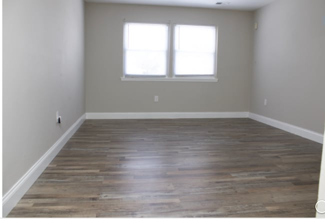 Photo - 4209 Ridgewood Ave