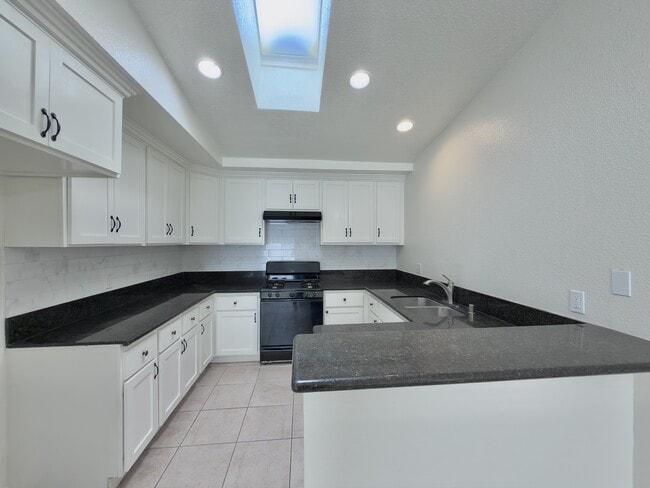 Photo - 7880 Pinyon Ave