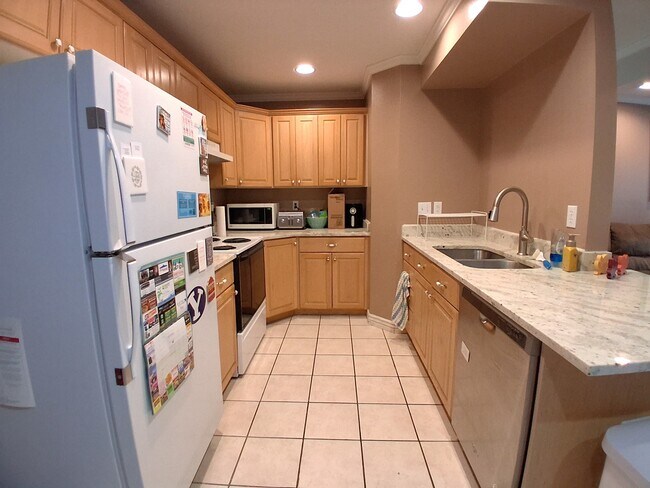 Photo - 1533 Riverside Ave