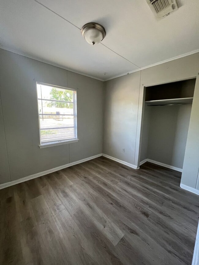 Photo - For Lease! Coming June 2025!