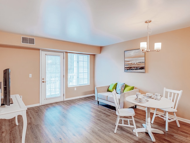 Building Photo - Eagle Grove Apartments