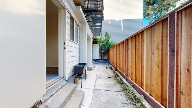 Photo - 1575 Sacramento St Unit 12