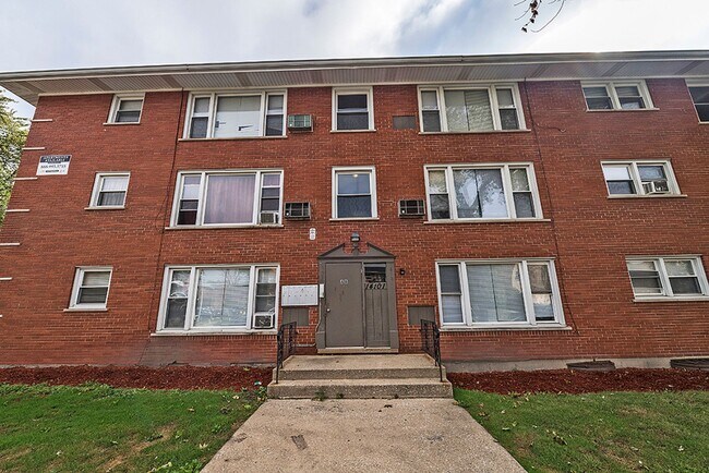 14101 S Atlantic