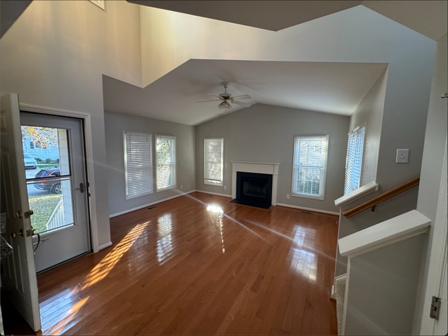 Photo - 104 Union Mills Way