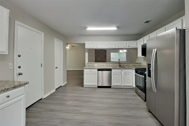 9214 Palm Shores Dr