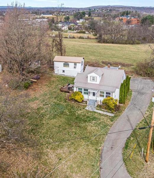 Photo - 7339 Manns Dr