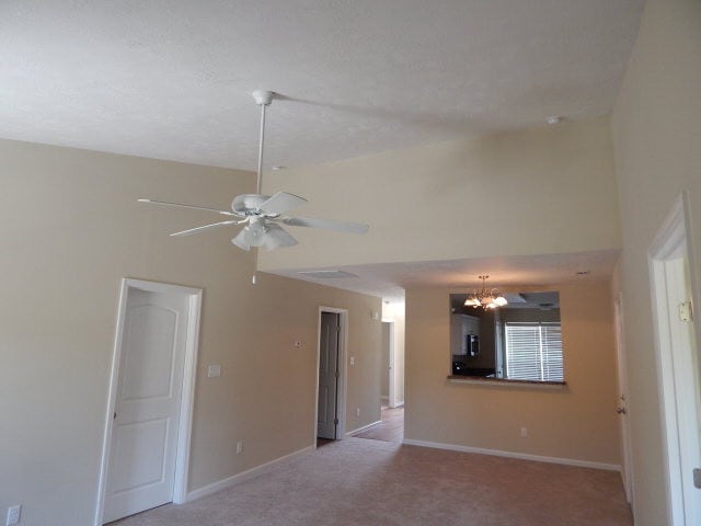 Photo - 203 Bobwhite Dr