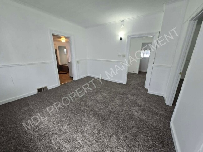 Photo - 316 N Jackson St Unit #1