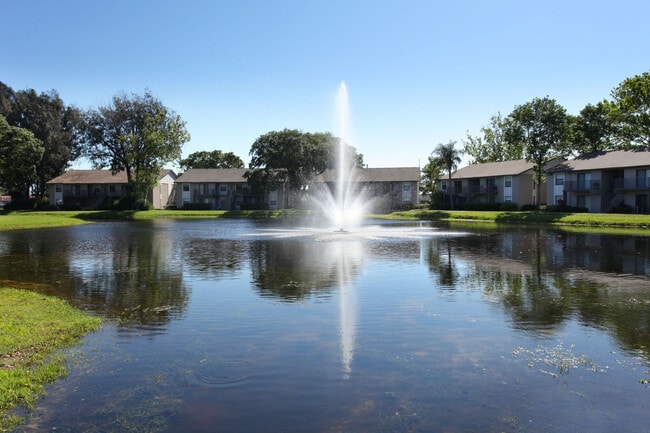 Photo - Four Lakes at Clearwater Apartments