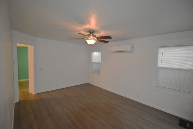Photo - Move in special!  $1,500 off 1st months rent!