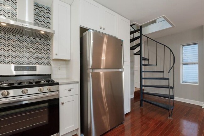 Photo - 505 Palisade Ave Unit 2