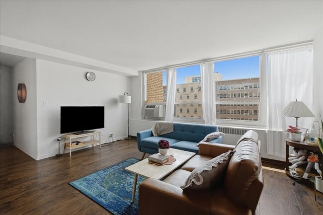 Photo - 3950 N Lake Shore Dr Unit 2103A