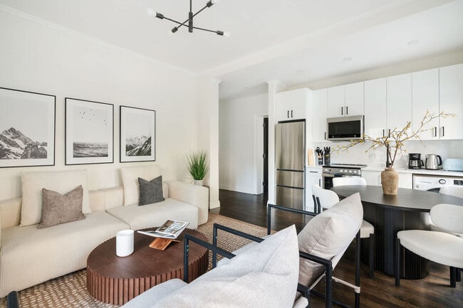 Photo - 10 5th Ave Unit ID1255906P