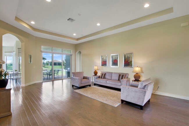 Photo - 17001 SW Sapri Way