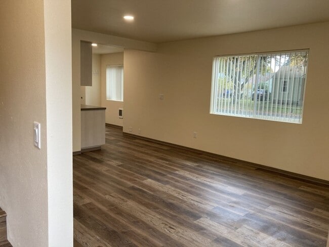 Photo - 290-292 Foch St Unit 280 Foch St