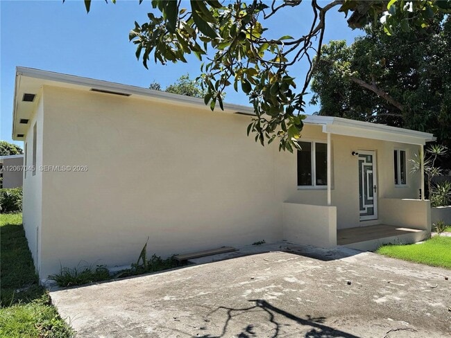 Photo - 1740 NW 126th St